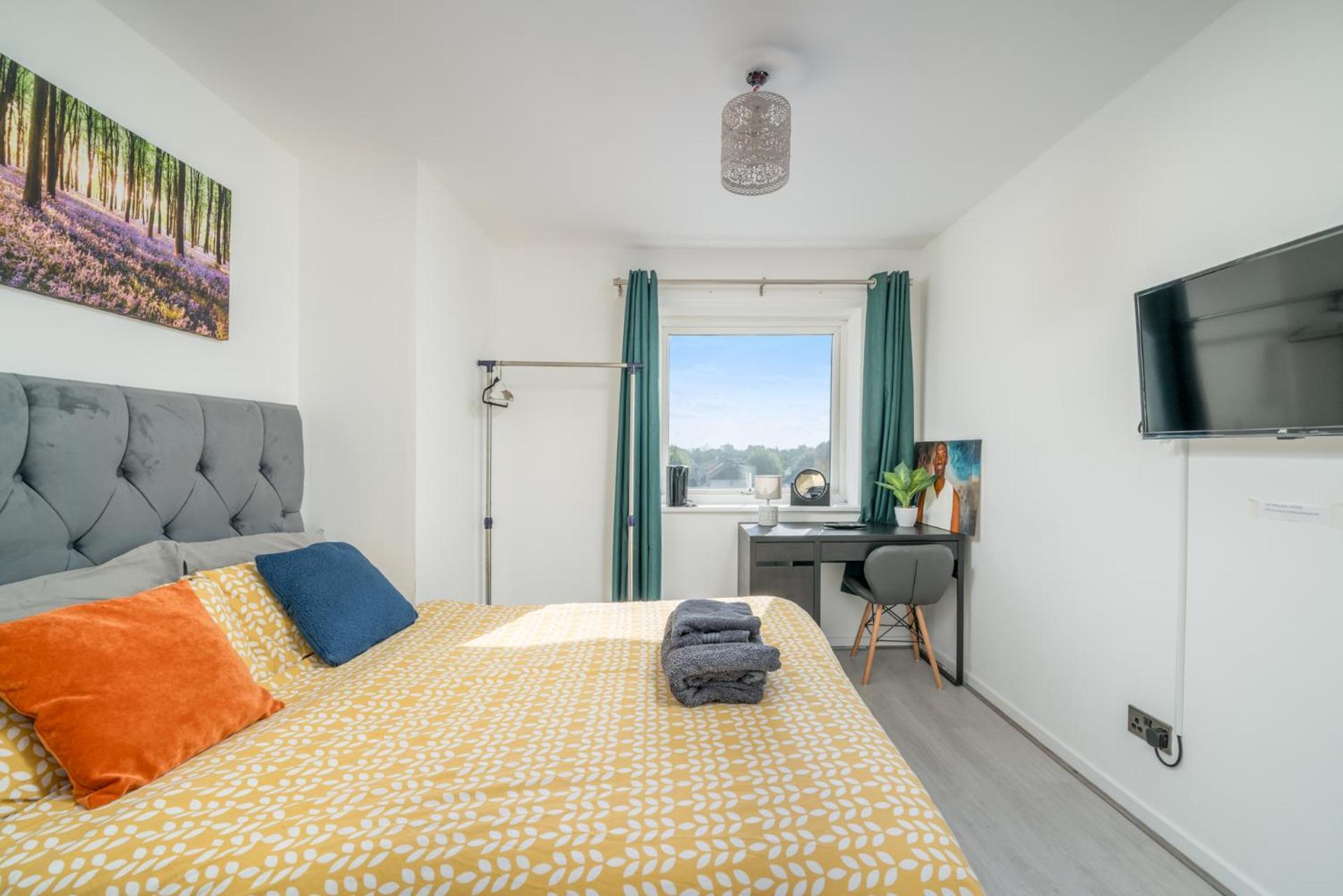 Private Room In London Enfield With Parking Exterior photo