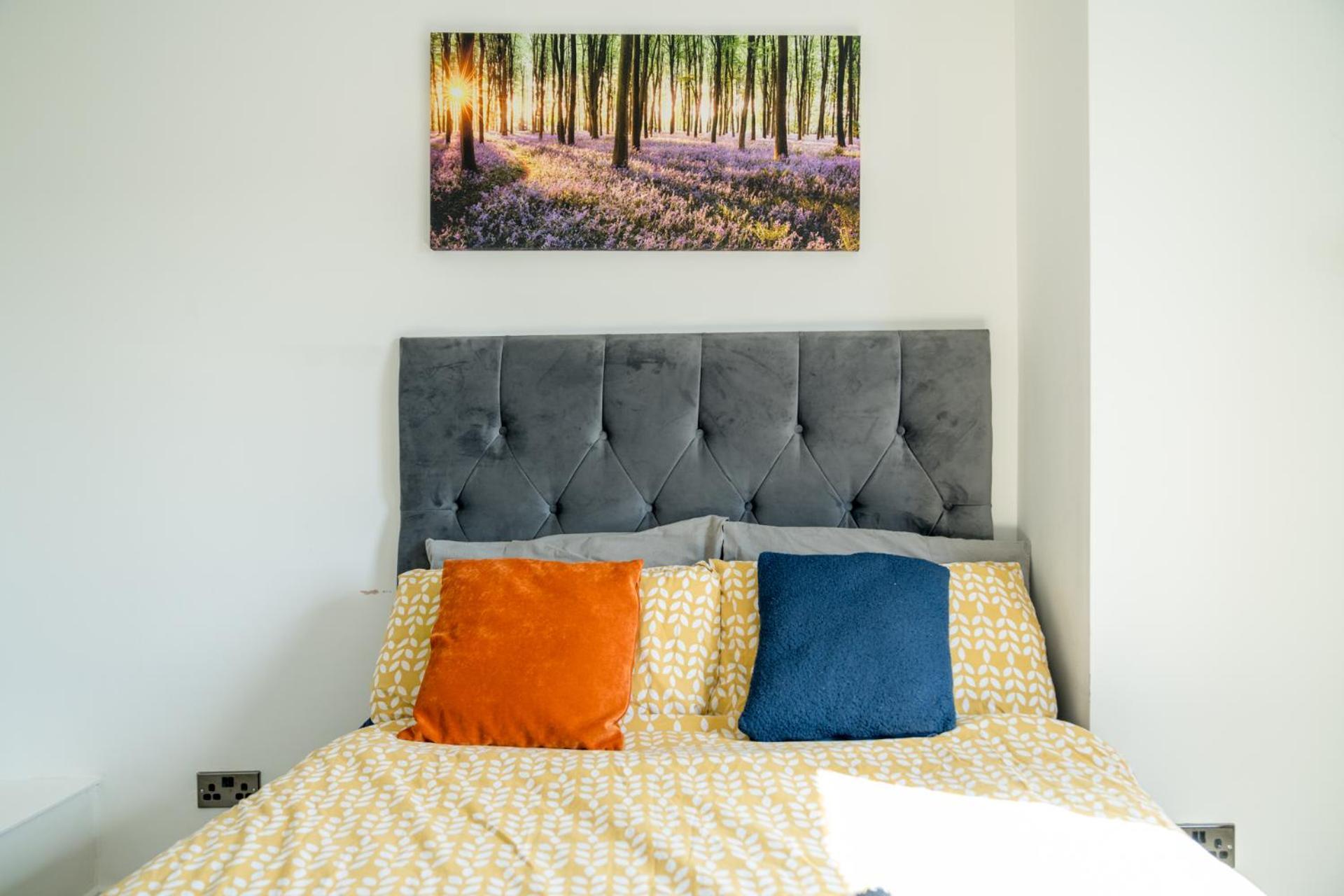 Private Room In London Enfield With Parking Exterior photo